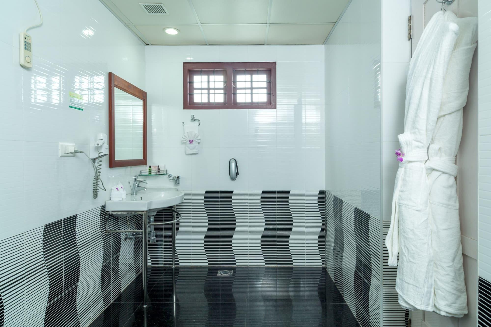 Rustic Leisures Llp Hotel Kochi Buitenkant foto